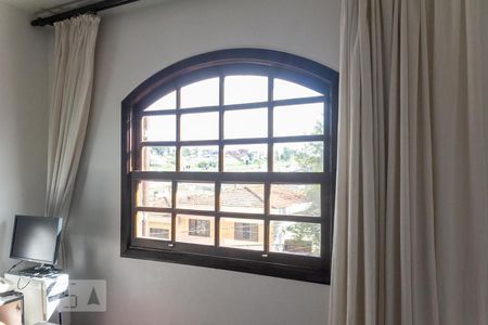 Casa à venda com 258m², 3 quartos e 4 vagasQuarto 2