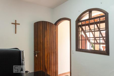 Casa à venda com 258m², 3 quartos e 4 vagasEscritório