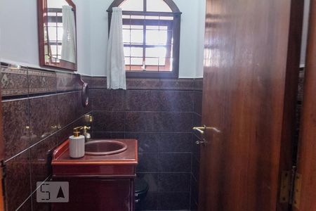 Casa à venda com 258m², 3 quartos e 4 vagasLavabo