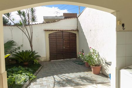 Casa à venda com 258m², 3 quartos e 4 vagasCopa - vista