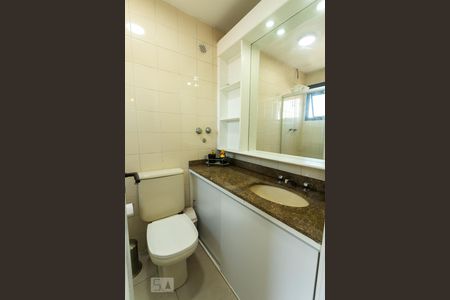 Studio para alugar com 35m², 1 quarto e 1 vaga Studio para alugar com 35m², 1 quarto e 1 vagaBanheiro