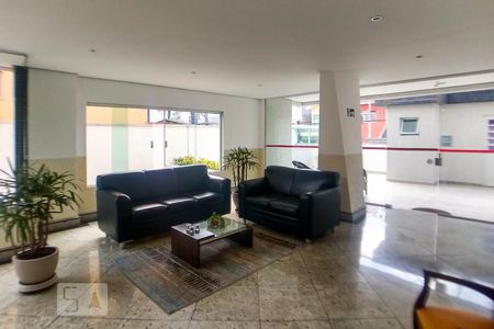 Apartamento à venda com 134m², 3 quartos e 2 vagas Apartamento à venda com 134m², 3 quartos e 2 vagasHall social