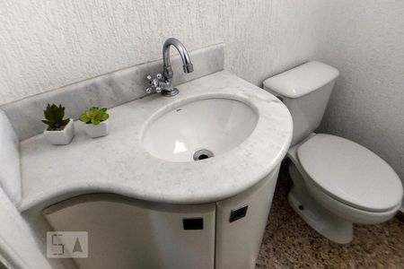Apartamento à venda com 134m², 3 quartos e 2 vagas Apartamento à venda com 134m², 3 quartos e 2 vagasLavabo