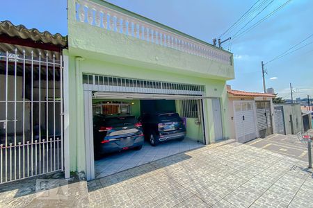Casa à venda com 280m², 4 quartos e 2 vagasEntrada