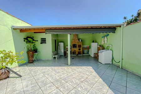 Casa à venda com 280m², 4 quartos e 2 vagasQuintal