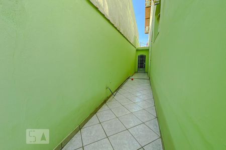 Casa à venda com 280m², 4 quartos e 2 vagasCorredor