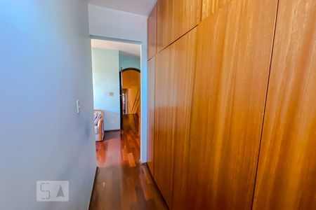 Casa à venda com 280m², 4 quartos e 2 vagasCloset da Suite