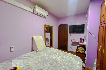 Casa à venda com 280m², 4 quartos e 2 vagasQuarto 2