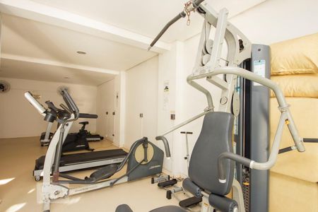 Apartamento à venda com 79m², 2 quartos e 1 vaga Apartamento à venda com 79m², 2 quartos e 1 vagaÁrea comum - Academia