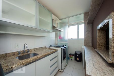 Apartamento à venda com 79m², 2 quartos e 1 vaga Apartamento à venda com 79m², 2 quartos e 1 vagaCozinha com churrasqueira