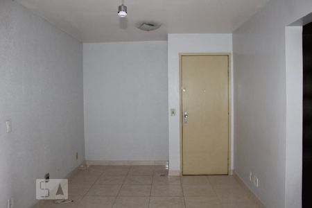 Detalhe Sala de apartamento para alugar com 2 quartos, 54m² em Taguatinga Sul (taguatinga), Brasília