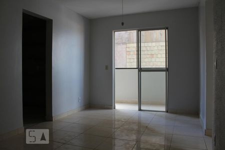 Sala de apartamento para alugar com 2 quartos, 54m² em Taguatinga Sul (taguatinga), Brasília