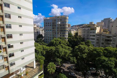 Apartamento à venda com 150m², 3 quartos e 1 vaga Apartamento à venda com 150m², 3 quartos e 1 vagaVista da Varanda