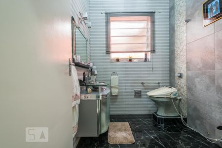Casa à venda com 165m², 3 quartos e 3 vagas Casa à venda com 165m², 3 quartos e 3 vagasBanheiro 1