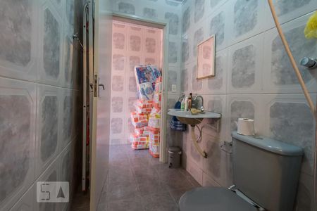 Casa à venda com 165m², 3 quartos e 3 vagas Casa à venda com 165m², 3 quartos e 3 vagasBanheiro Edícula
