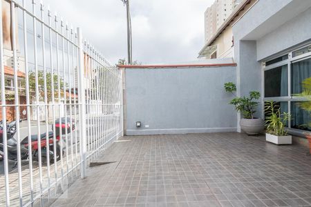 Casa à venda com 165m², 3 quartos e 3 vagas Casa à venda com 165m², 3 quartos e 3 vagasGaragem