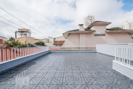 Casa à venda com 165m², 3 quartos e 3 vagas Casa à venda com 165m², 3 quartos e 3 vagasTerraço