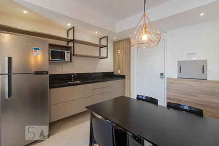 Cozinha de kitnet/studio para alugar com 1 quarto, 37m² em Jardim Europa, Porto Alegre