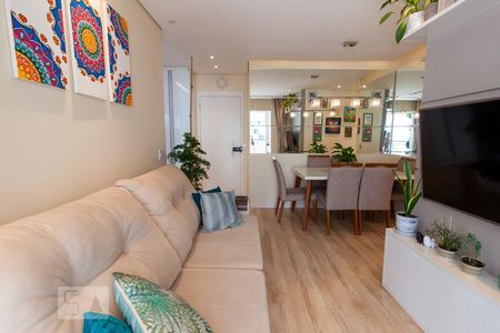 Sala de apartamento para alugar com 2 quartos, 64m² em Continental, Osasco