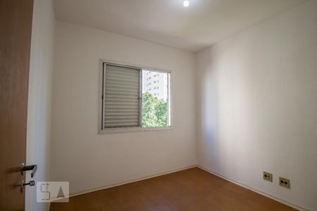 Quarto 2 de apartamento para alugar com 2 quartos, 60m² em Vila Gomes Cardim, São Paulo