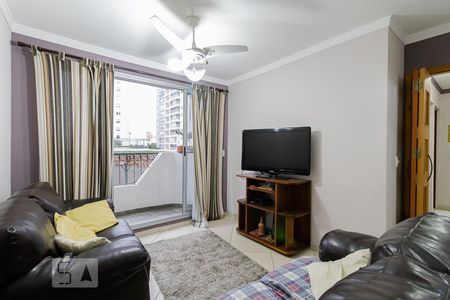 Sala de apartamento para alugar com 2 quartos, 135m² em Vila Gumercindo, São Paulo