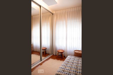 Quarto 1 de apartamento para alugar com 2 quartos, 67m² em Vila Mariana, São Paulo