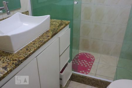 Apartamento à venda com 79m², 2 quartos e 1 vagaBanheiro