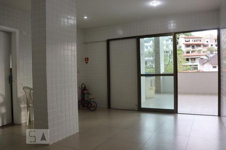 Apartamento à venda com 79m², 2 quartos e 1 vagaÁrea comum