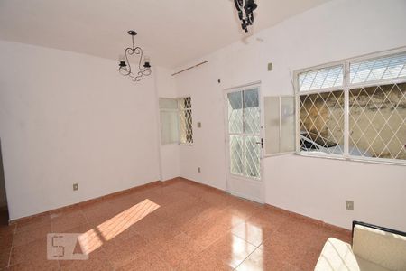 Sala de casa para alugar com 2 quartos, 80m² em Todos Os Santos, Rio de Janeiro