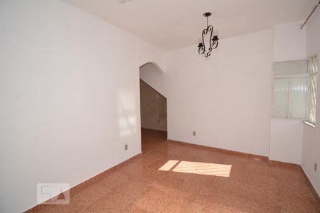 Sala de casa para alugar com 2 quartos, 80m² em Todos Os Santos, Rio de Janeiro
