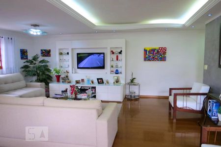 Sala de TV de casa à venda com 4 quartos, 200m² em Tucuruvi, São Paulo