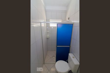 Banheiro de apartamento para alugar com 1 quarto, 50m² em Jardim Cidade de Florianópolis, São José
