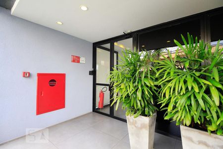 Apartamento para alugar com 70m², 2 quartos e 1 vaga Apartamento para alugar com 70m², 2 quartos e 1 vagaEntrada