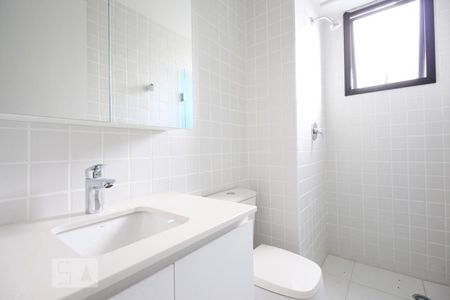 Apartamento para alugar com 70m², 2 quartos e 1 vaga Apartamento para alugar com 70m², 2 quartos e 1 vagaBanheiro