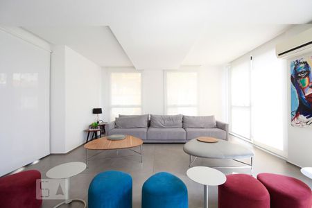 Apartamento para alugar com 70m², 2 quartos e 1 vaga Apartamento para alugar com 70m², 2 quartos e 1 vagaSalão de Festa