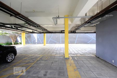 Apartamento para alugar com 70m², 2 quartos e 1 vaga Apartamento para alugar com 70m², 2 quartos e 1 vagaGaragem