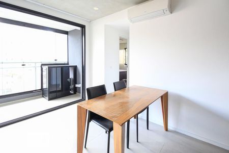 Sala de apartamento para alugar com 2 quartos, 70m² em Vila Monte Alegre, São Paulo