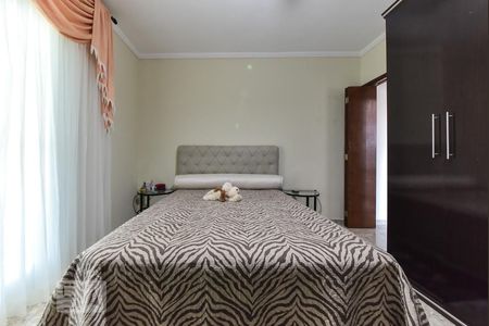 Casa à venda com 190m², 3 quartos e 3 vagas Casa à venda com 190m², 3 quartos e 3 vagasQuarto