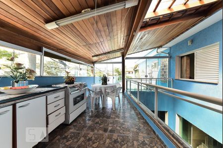 Casa à venda com 190m², 3 quartos e 3 vagas