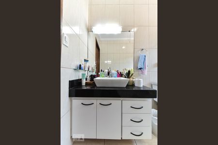 Casa à venda com 190m², 3 quartos e 3 vagas