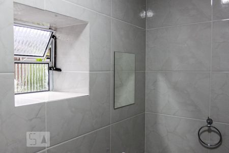 Casa à venda com 450m², 4 quartos e 6 vagas Casa à venda com 450m², 4 quartos e 6 vagasBanheiro da Garagem