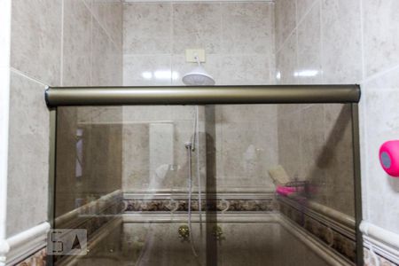 Casa à venda com 450m², 4 quartos e 6 vagas Casa à venda com 450m², 4 quartos e 6 vagasQuarto 3 - Suíte