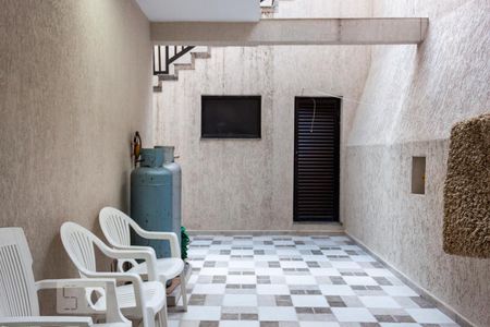 Casa à venda com 450m², 4 quartos e 6 vagas Casa à venda com 450m², 4 quartos e 6 vagasÁrea comum