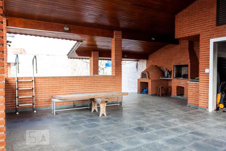 Casa à venda com 450m², 4 quartos e 6 vagas Casa à venda com 450m², 4 quartos e 6 vagasÁrea Gourmet