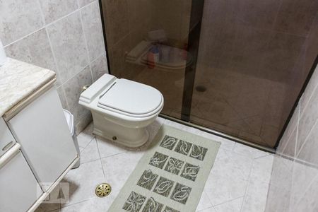 Casa à venda com 450m², 4 quartos e 6 vagas Casa à venda com 450m², 4 quartos e 6 vagasQuarto 2 - Suíte