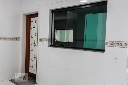 Casa à venda com 450m², 4 quartos e 6 vagas Casa à venda com 450m², 4 quartos e 6 vagasÁrea de Serviço