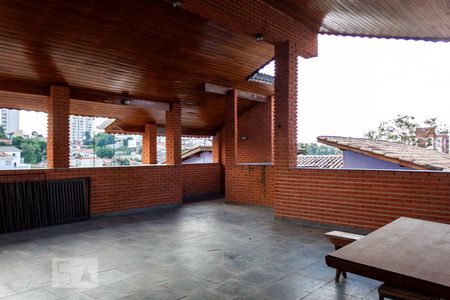 Casa à venda com 450m², 4 quartos e 6 vagas Casa à venda com 450m², 4 quartos e 6 vagasÁrea Gourmet