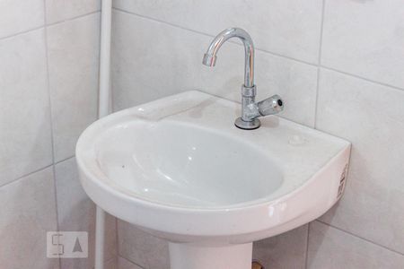 Casa à venda com 450m², 4 quartos e 6 vagas Casa à venda com 450m², 4 quartos e 6 vagasBanheiro da Piscina