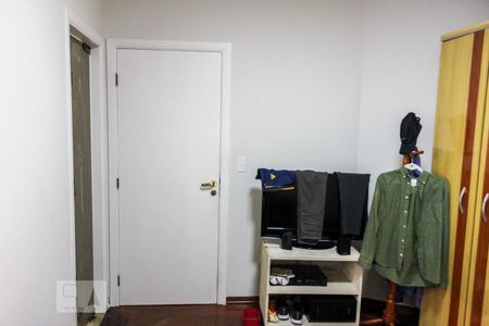 Casa à venda com 450m², 4 quartos e 6 vagas Casa à venda com 450m², 4 quartos e 6 vagasQuarto 2