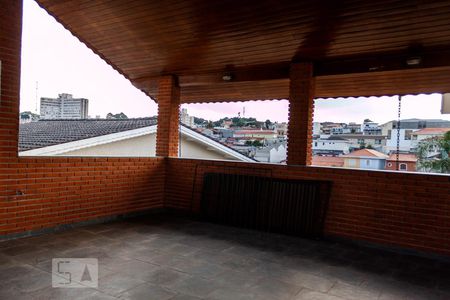Casa à venda com 450m², 4 quartos e 6 vagas Casa à venda com 450m², 4 quartos e 6 vagasÁrea Gourmet